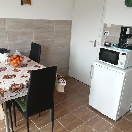 Tislerics * ヘーヴィーズ