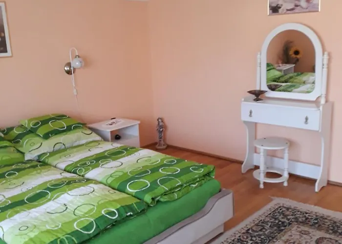 Tislerics Apartment *